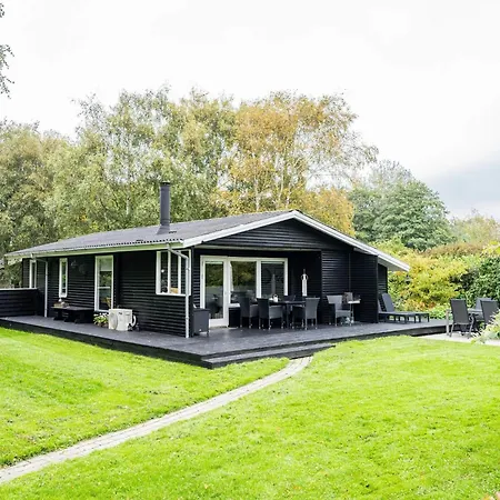 Cozy Retreat In Bork Havn-by Traum